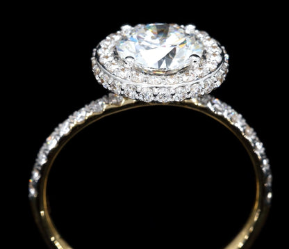 Round Majesty Ring